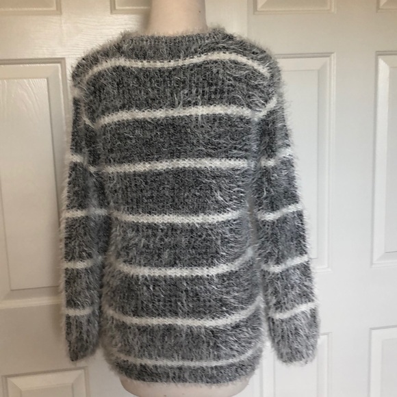 Black & White Lady Finger Fuzzy Sweater - Picture 3 of 5